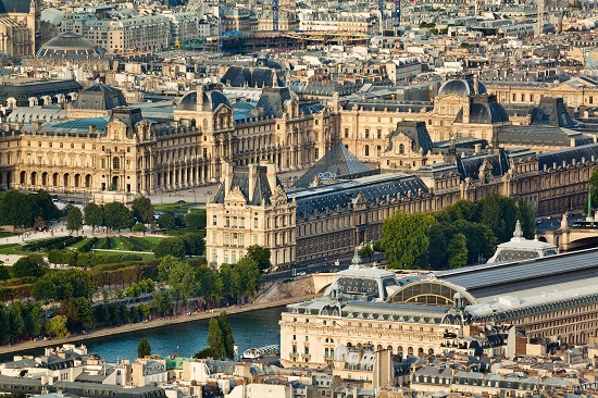 museo-del-louvre-parigi-francia